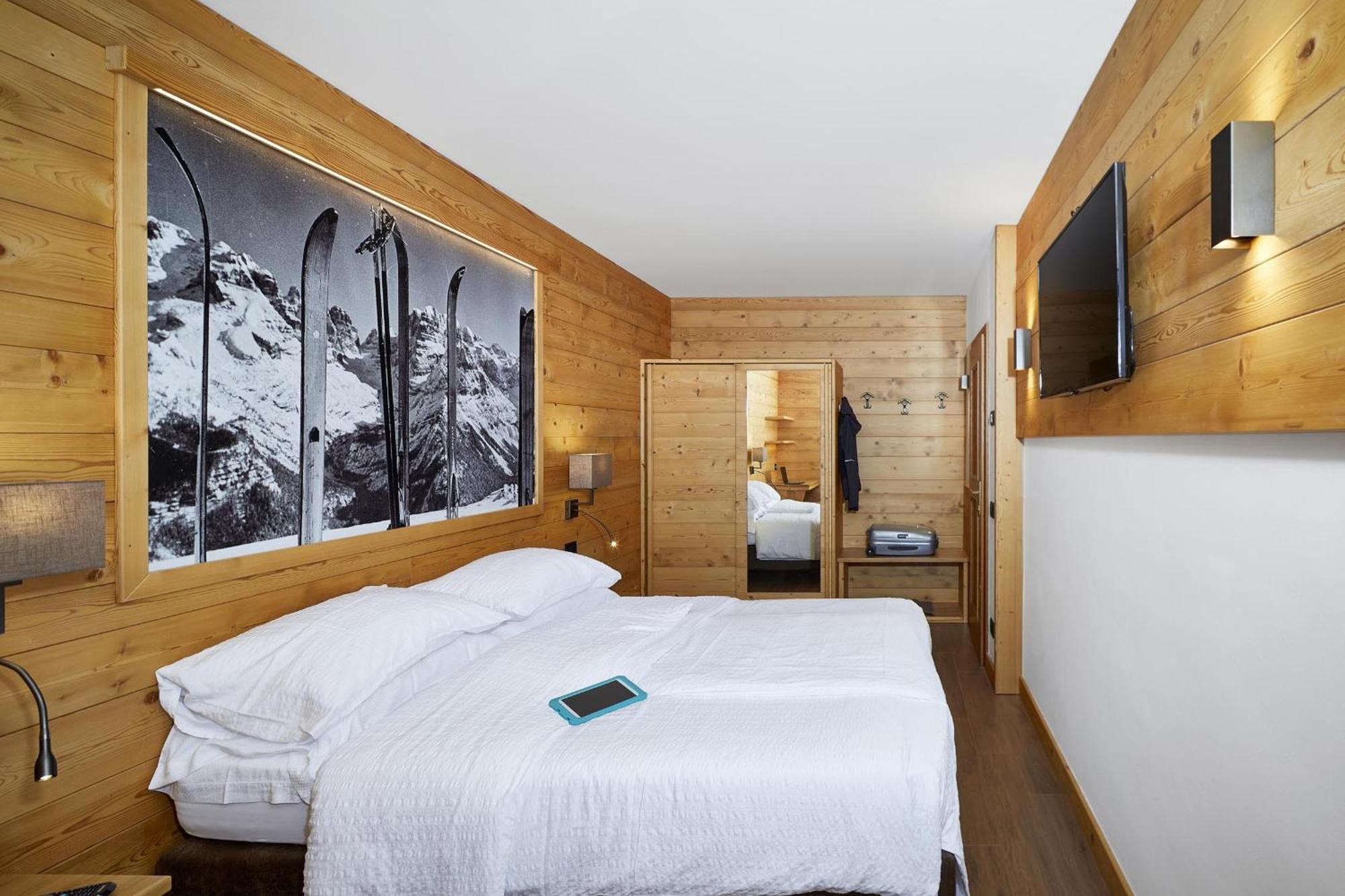 Hotel Garni Dello Sportivo มาดอนนาดีกัมปิโญ ภายนอก รูปภาพ