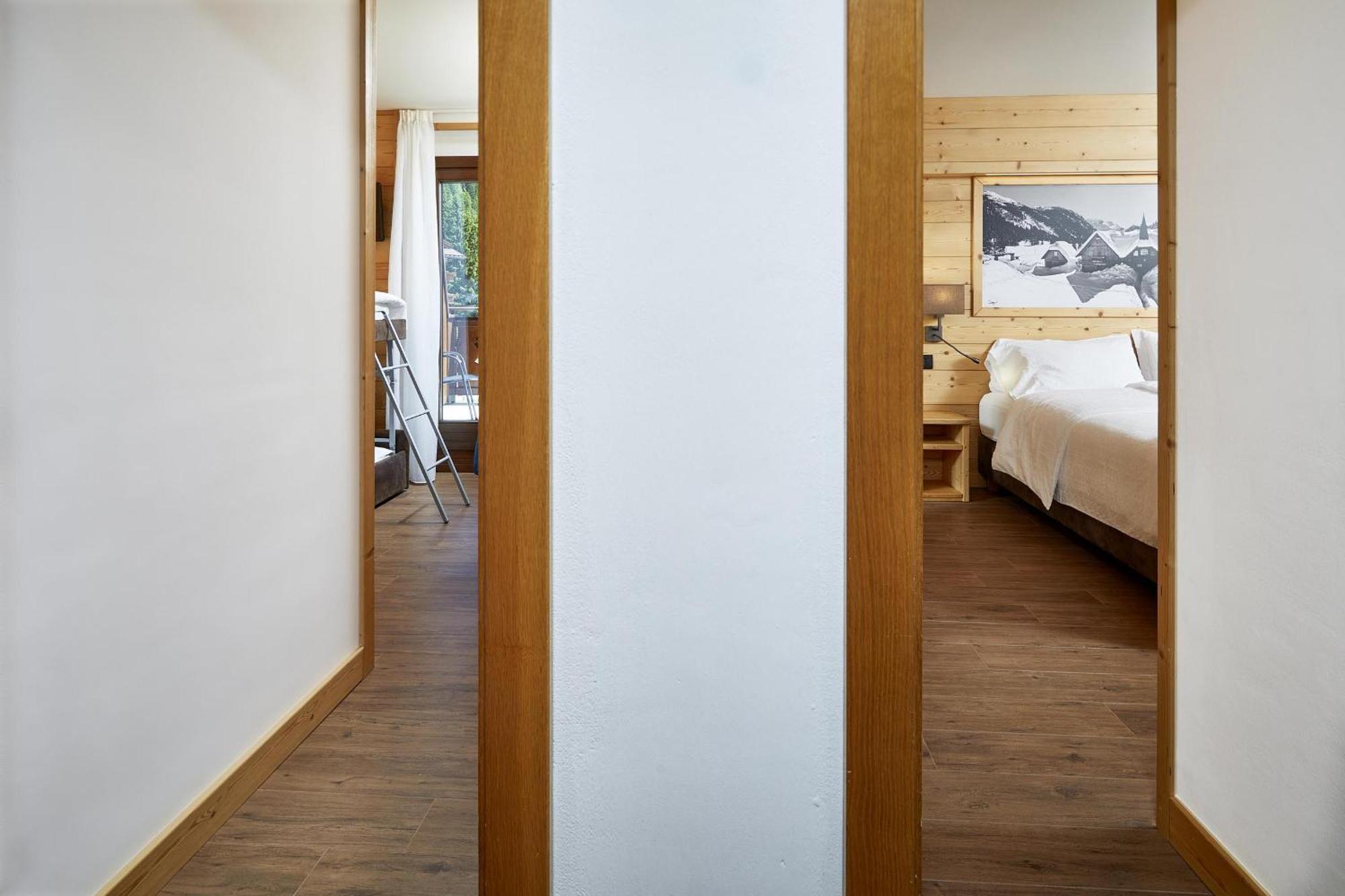 Hotel Garni Dello Sportivo มาดอนนาดีกัมปิโญ ภายนอก รูปภาพ